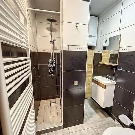 Charbex 1 B Charleroi-airport דירה